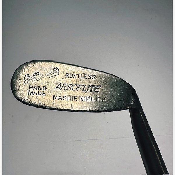 Arroflite Rustless Mashie Niblick, Ribbed Face – vintage hickory golf iron, Arroflite Golf Specialty stamp