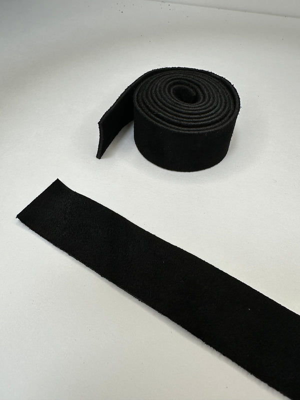 Suede leather grips for vintage hickory golf club restoration - Featured Image