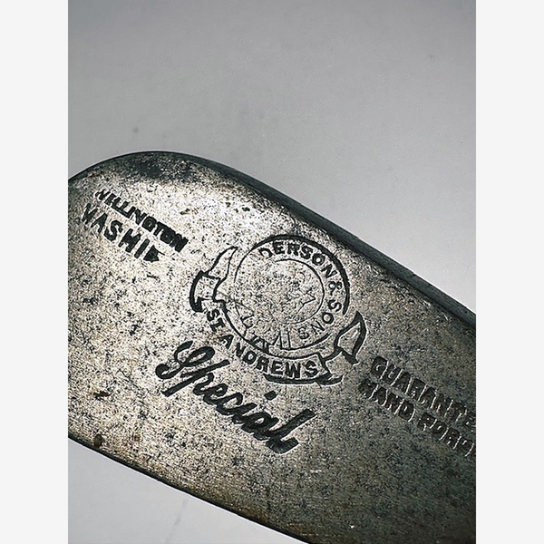 D. Anderson & Sons Wellington Mashie – vintage hickory golf iron, St Andrews circle-and-ribbon mark