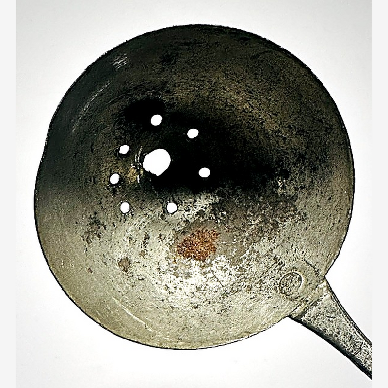 Antique golf ball retriever hickory golf — top view of the perforated scoop cup