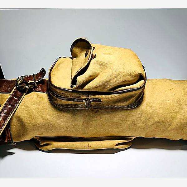 Vintage canvas golf bag side view, hickory golf
