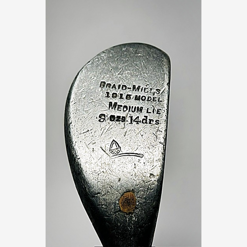 Braid-Mills 1915 putter hickory golf crown stamp and cleek mark