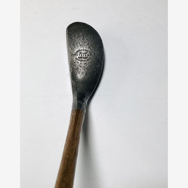 D.H.B. Braid-Mills Putter, vintage hickory golf club, detail view 2