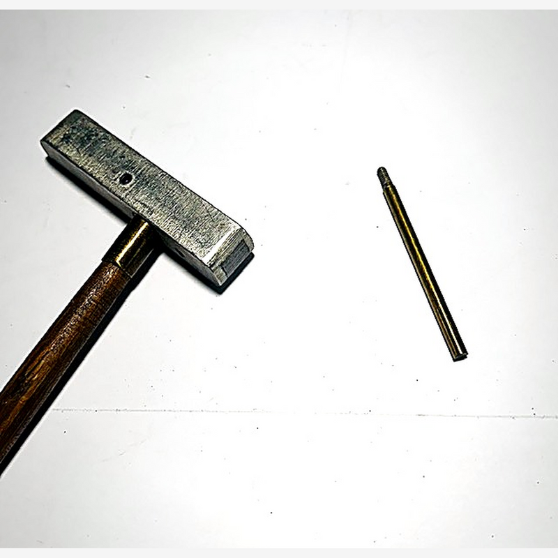 Hickory golf putter head with detached brass alignment rod