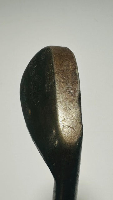 MacGregor Popular mashie-niblick sole and toe profile