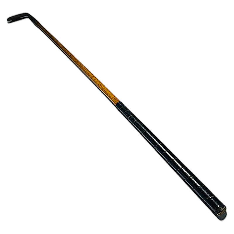 W. Gibson & Co. Kinghorn jigger, full length view of the vintage hickory golf club with black wrap grip