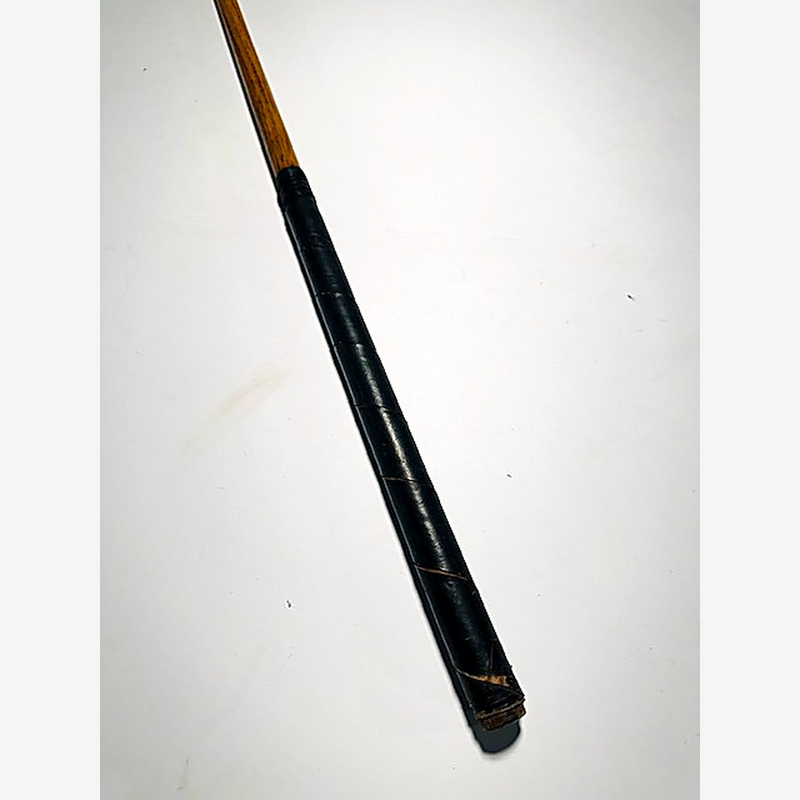 Burke Standard X68 Rib-Face Mashie hickory golf club, further detail