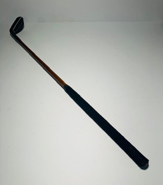Mills James Floyd Ray Model putter hickory golf, full club with hickory shaft and suede grip - Alternate View
