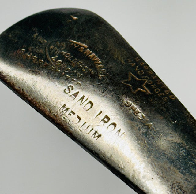 Army & Navy G.S.L. London HOLEFAST Ladies Sand Iron