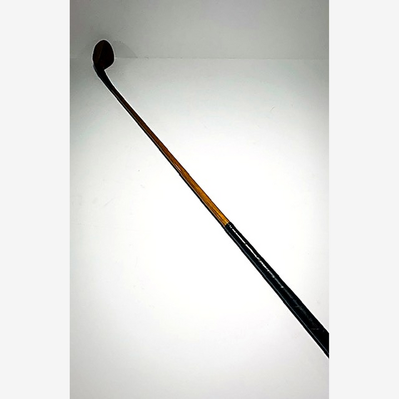 R. Johnstone hickory golf wood, full club view