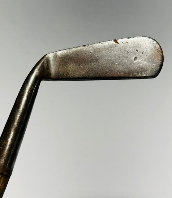 Offset hosel profile of the Gibson hickory blade putter