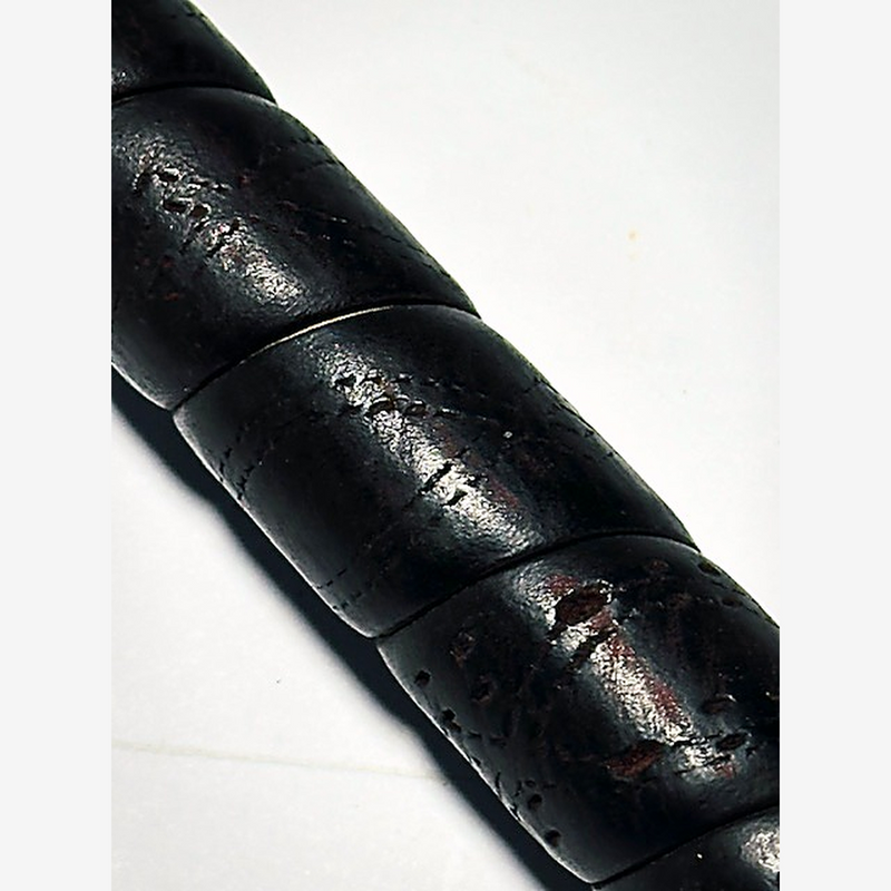 Folsom's Special Offset Putter – vintage hickory golf putter, tooled leather grip detail