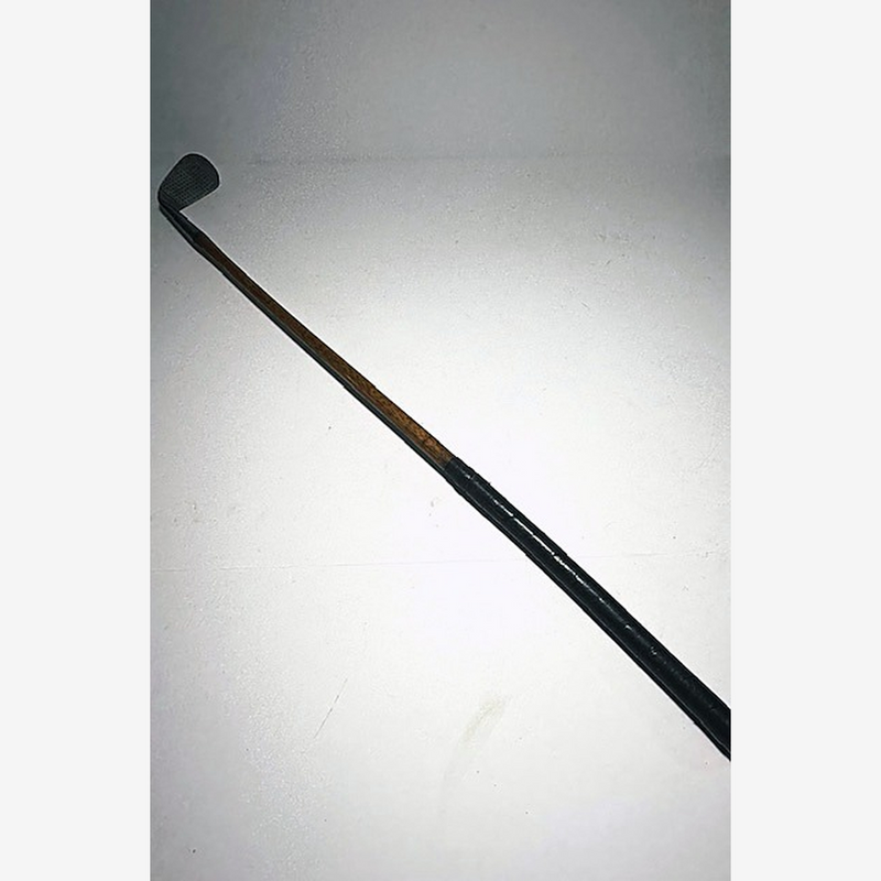D. Anderson & Sons Wellington Mashie – vintage hickory golf iron, full club